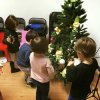 Montando el arbolito de navidad en la Academia, Espacio Musical de Tudela